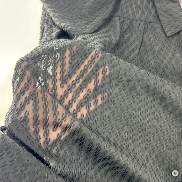 TORRID Women’s Black Sheer Long Sleeve Top Plus Size 2 EUC - Picture 14 of 14